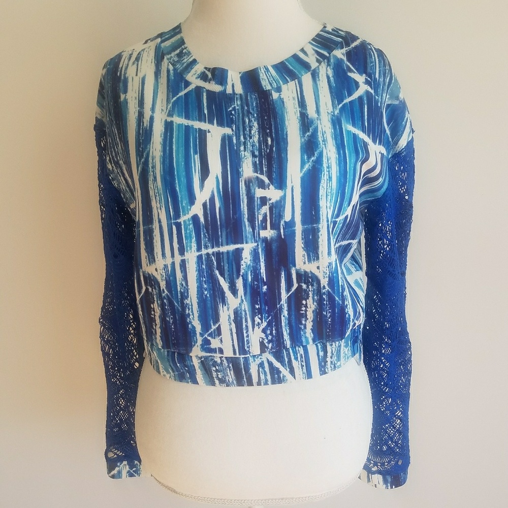 Comme Crop Top
